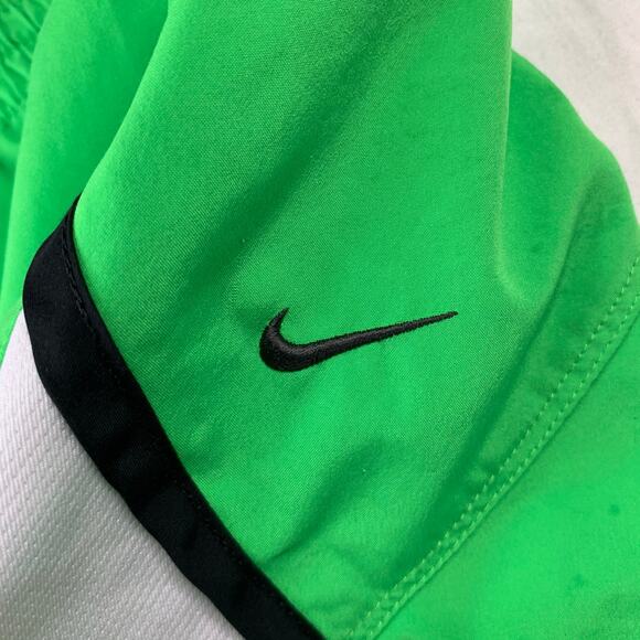 Nike Shorts Womens Small Green Athletic Running Activewear Gym Hiking Casual - Picture 7 of 12